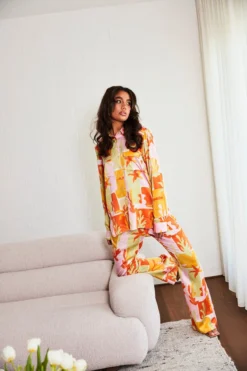 WHISKEY SHIRT TUTTI FRUITTI -Cheap Gossavia Store 7Zpb3ydbdVSea8pWb0whH5asY 21001.1710335645