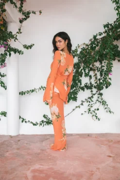 Salome Blouse Magnolia -Cheap Gossavia Store Y2lMvLxpkPw0PISzgrCgv0XKI 35339.1711107226