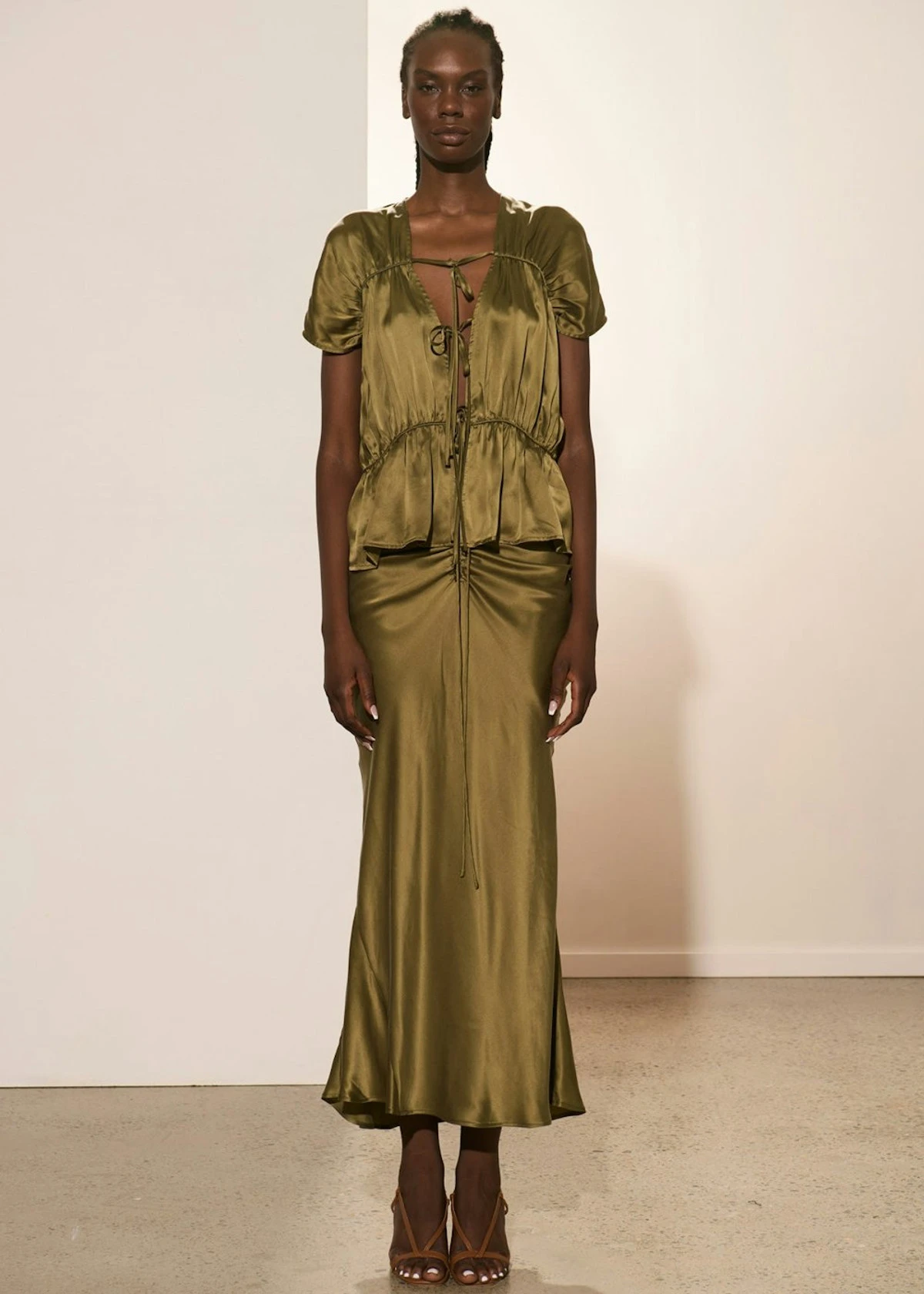 Adele Silk Satin Skirt - Kelp 2 Adele Silk Satin Skirt - Kelp - Image 2