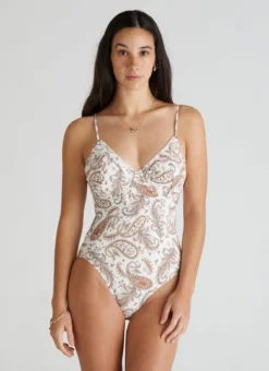 Momento Harper One Piece